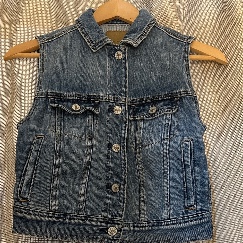 American Eagle Outfitters Blue Denim Vest
